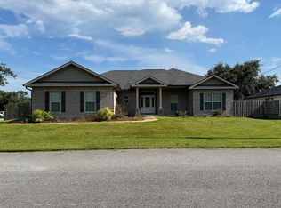 1373 Central Pkwy, Gulf Breeze, FL 32563