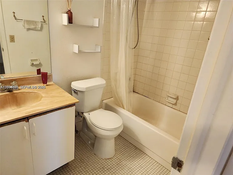 5750 NW 64th Ave #303 — Photo 3