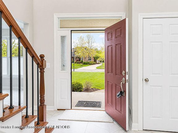4th image of 3600 Otsego Dr