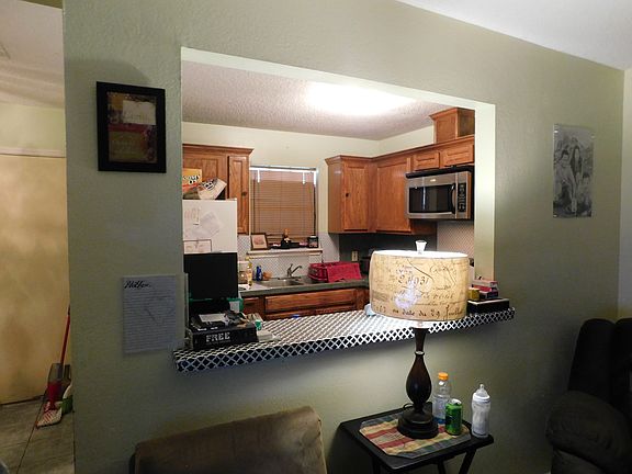 5th image of 834 Wentz St