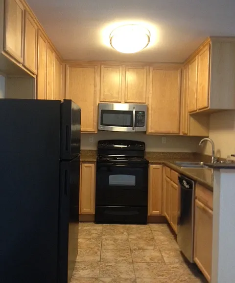 3555 Grove St #230 — Photo 6