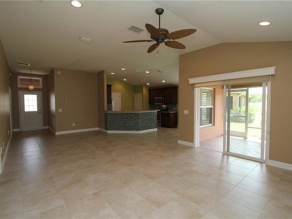 4th image of 5064 Neptune Cir