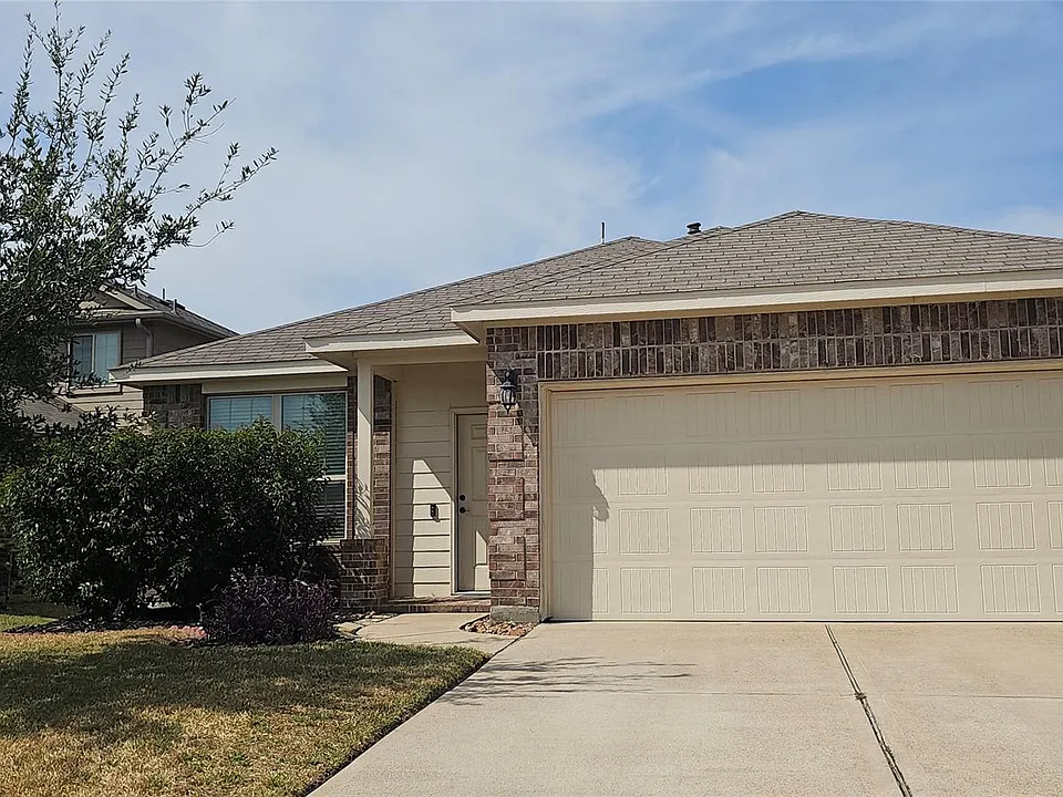20606 Kendall Cliff Ct