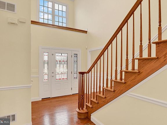 4th image of 6443 McCormick Ln