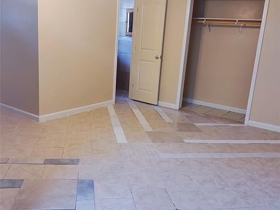 3rd image of 5530 Gatewood Ave #A