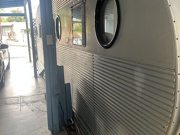 2nd image of 68916 H St Space 24