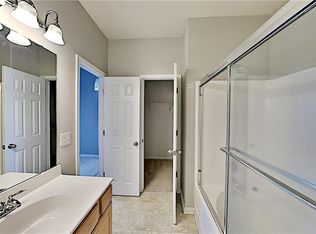 5990 Fox Point Cir, Winston Salem, NC 27104