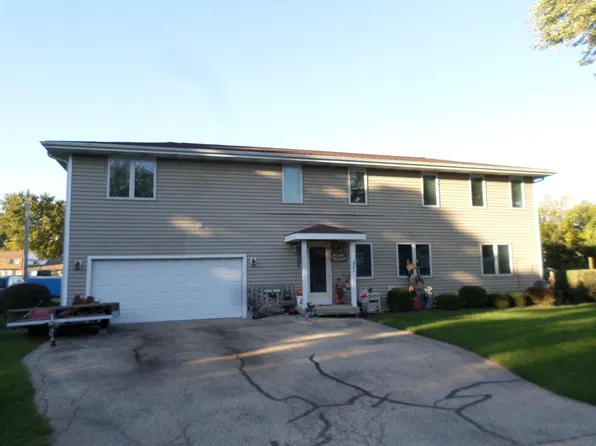 400 E North STREET, Silver Lake, WI 53170