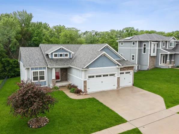 903 Baileys Grove Dr, Adel, IA 50003