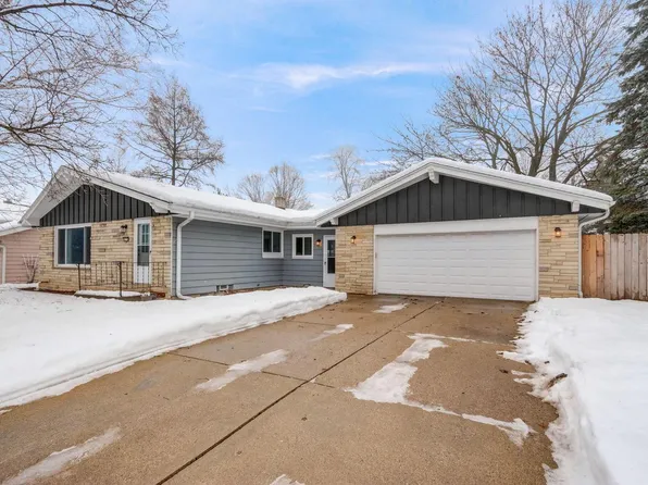 4236 South 94th STREET, Greenfield, WI 53228