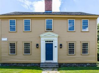 2562 W Main Rd, Portsmouth, RI 02871