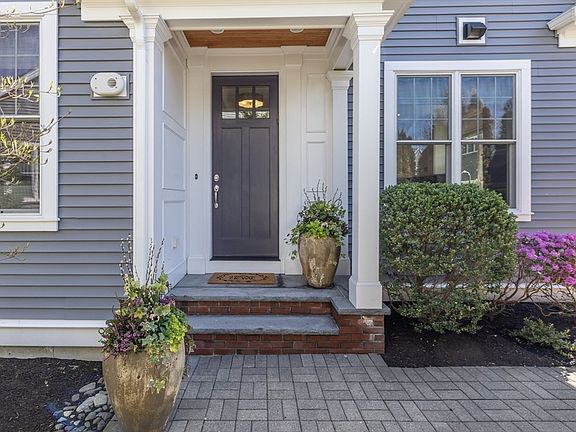 3rd image of 6 Tanglewood Dr #6