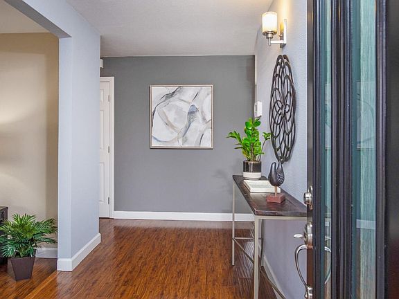 4th image of 5870 Lalor Dr