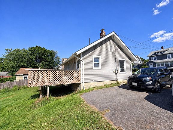 4th image of 27 Bonnell Pl