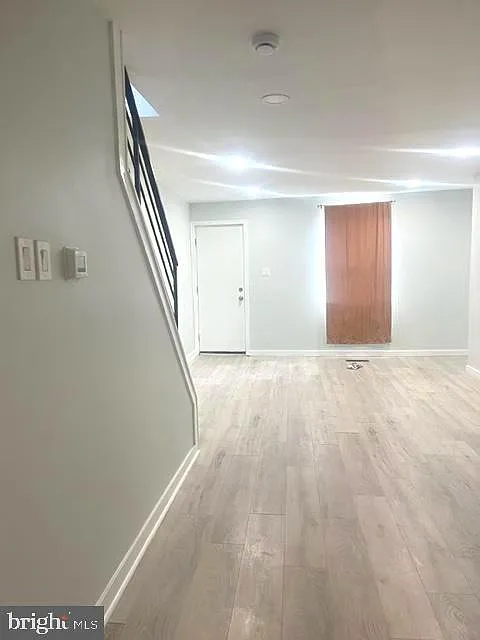 2 bed, 1.5 bath, 840 sqft, $1,500 — Photo 3