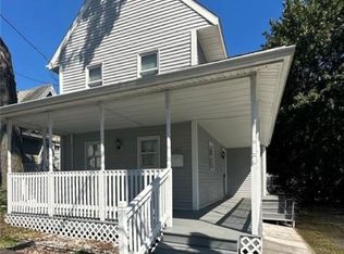 116 Crown St, Meriden, CT 06450