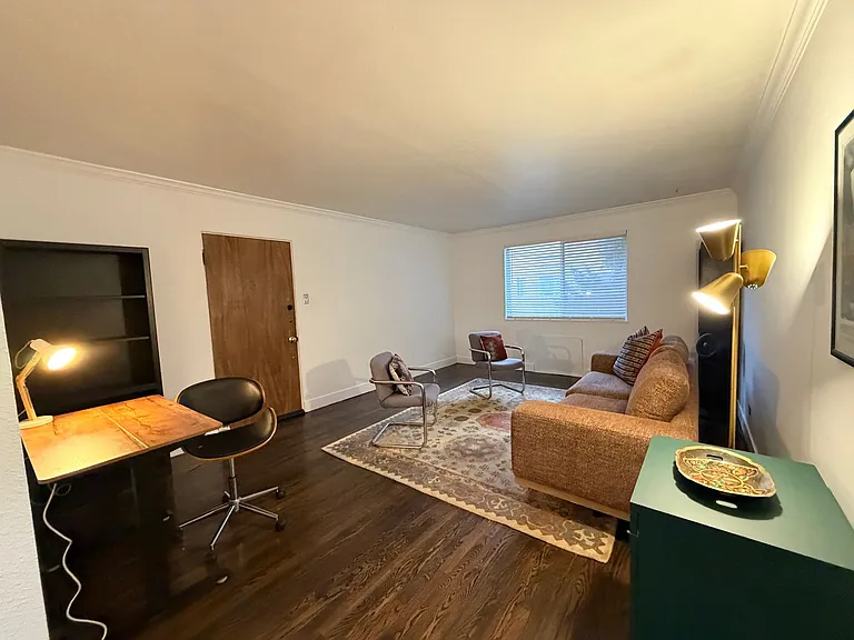 1100 Colorado Blvd #306 — Photo 19