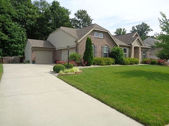 2nd image of 1426 Woodbury Glen Dr
