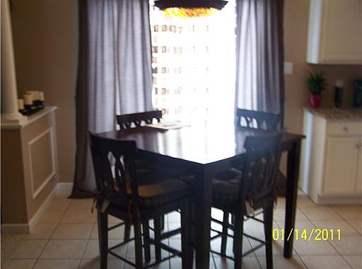 5th image of N Shenandoah Dr