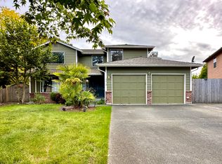 15410 52nd Pl W, Edmonds, WA 98026