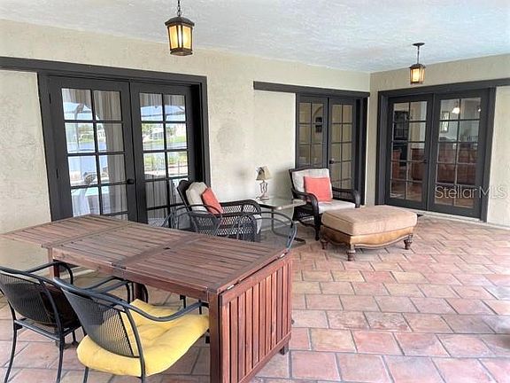 4th image of 11572 SW Courtly Manor Dr