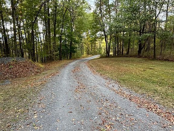 5th image of 101 Whitetail Run