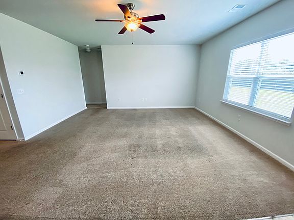 Living room_05042022