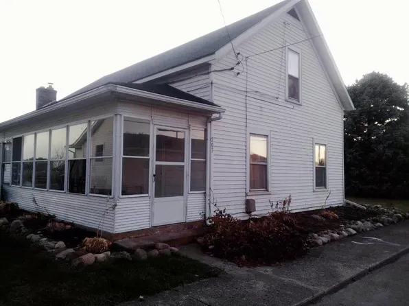 203 W 1st St, Fletcher, OH 45326