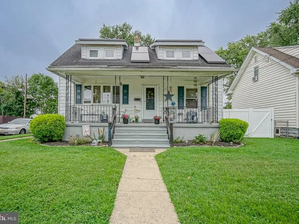 202 5th Ave, Mount Ephraim, NJ 08059