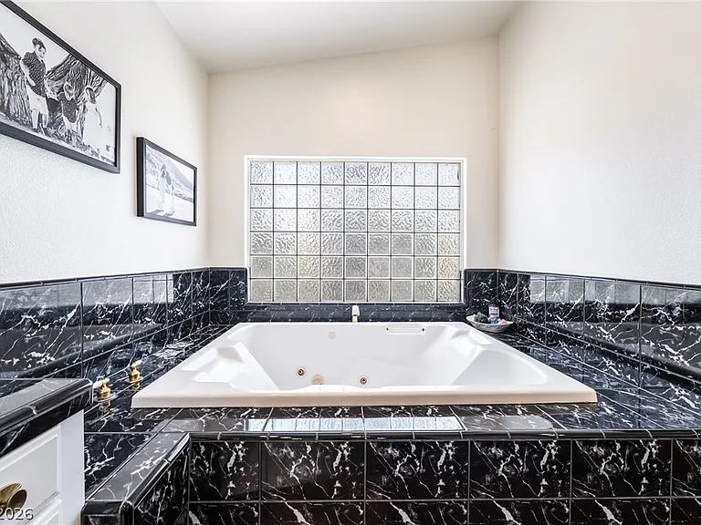 1922 Grey Eagle St #0 — Photo 38