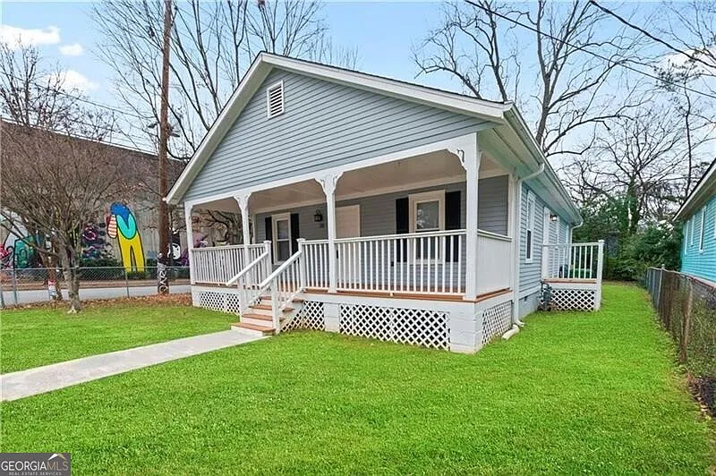 3 bed, 1.0 bath, 1120 sqft, $3,250 — Photo 4