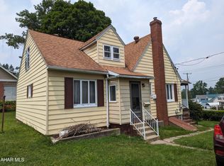 1501 Johnson St, Nanty Glo, PA 15943