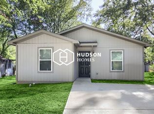 712 W Washington St, Longview, TX 75601