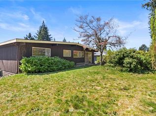 16042 NE 2nd St, Bellevue, WA 98008
