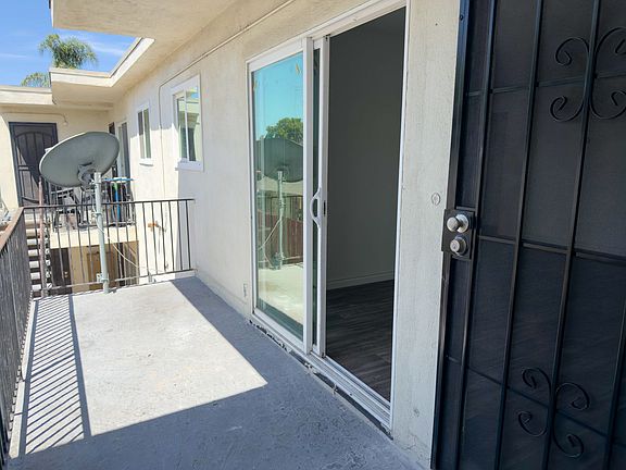 5th image of 4087 46th St APT 6