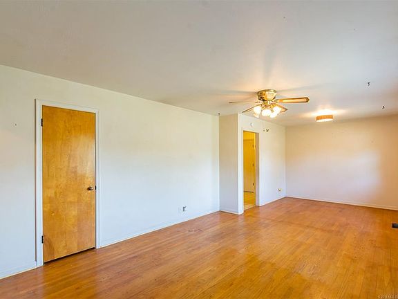 3rd image of 531 SE Wilshire Ave