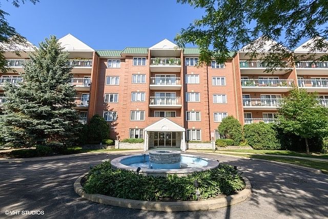 1st image of 6980 W Touhy Ave APT 306