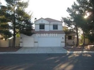 2 Sandwedge Dr, Henderson, NV 89074