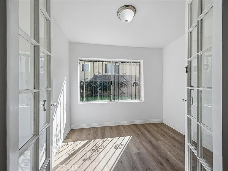 209 N Monterey St — Photo 12