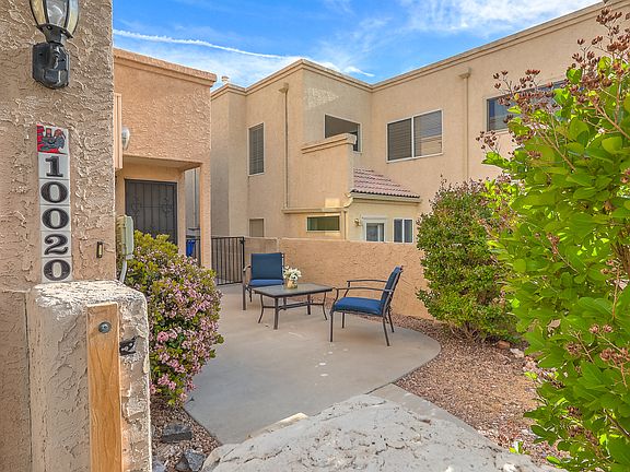 3rd image of 10020 Del Chaparral Ct NE