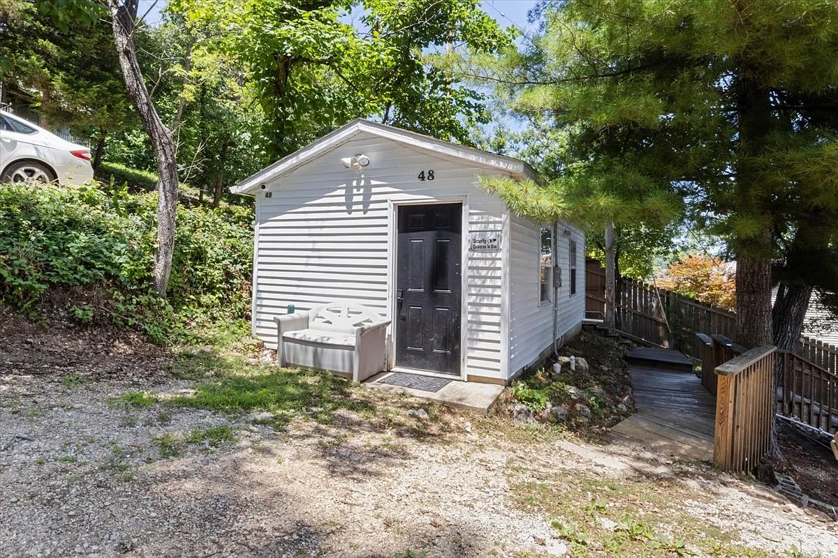48 Kelly Circle - 1 — Photo 4