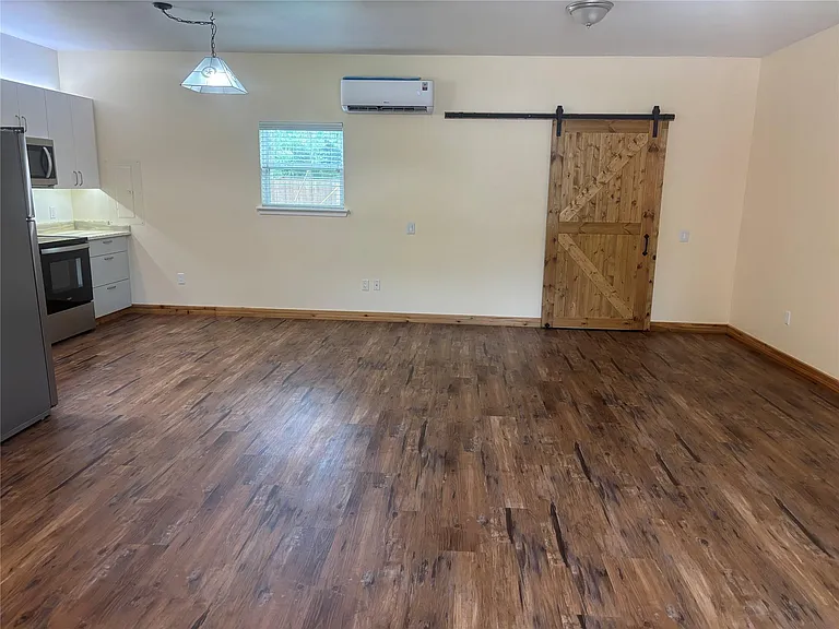 3118 Timber Ln — Photo 6