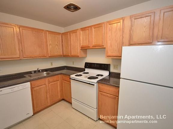 4th image of 310 Tappan St Unit 1AA