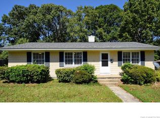 1914 Catawba St, Fayetteville, NC 28303