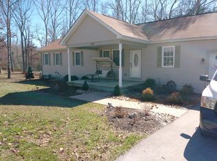 555 Crossbow Dr, Crossville, TN 38555