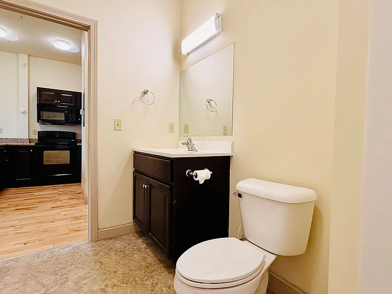 191 College St #212 — Photo 47