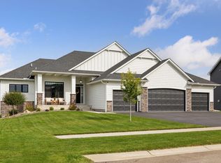 8230 198th St W, Lakeville, MN 55044