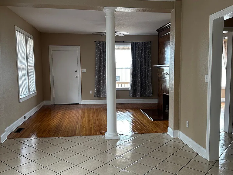 506 S Pine St — Photo 12
