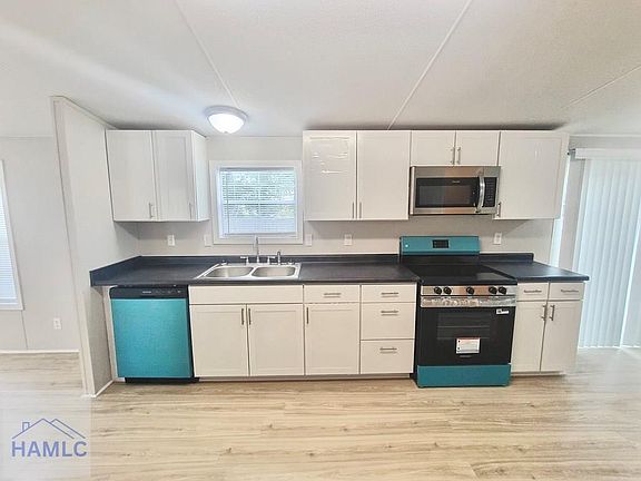 3rd image of 93 Pineora Estates Dr