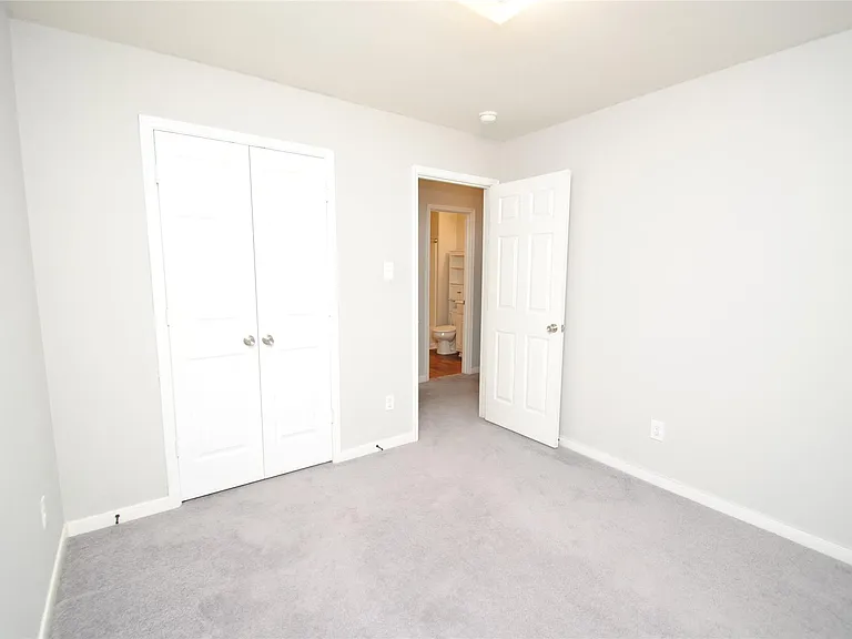 4219 Medina River Loop — Photo 15